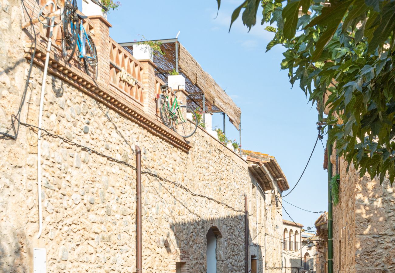 Maison mitoyenne à Boadella i les Escaules - Cal Sabater