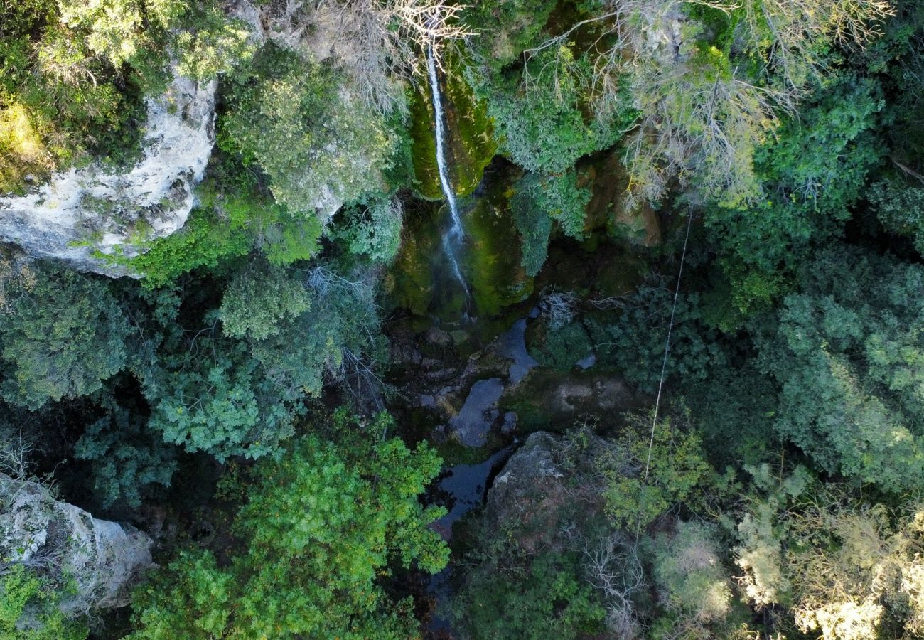 Maison mitoyenne à Boadella i les Escaules - Cal Sabater