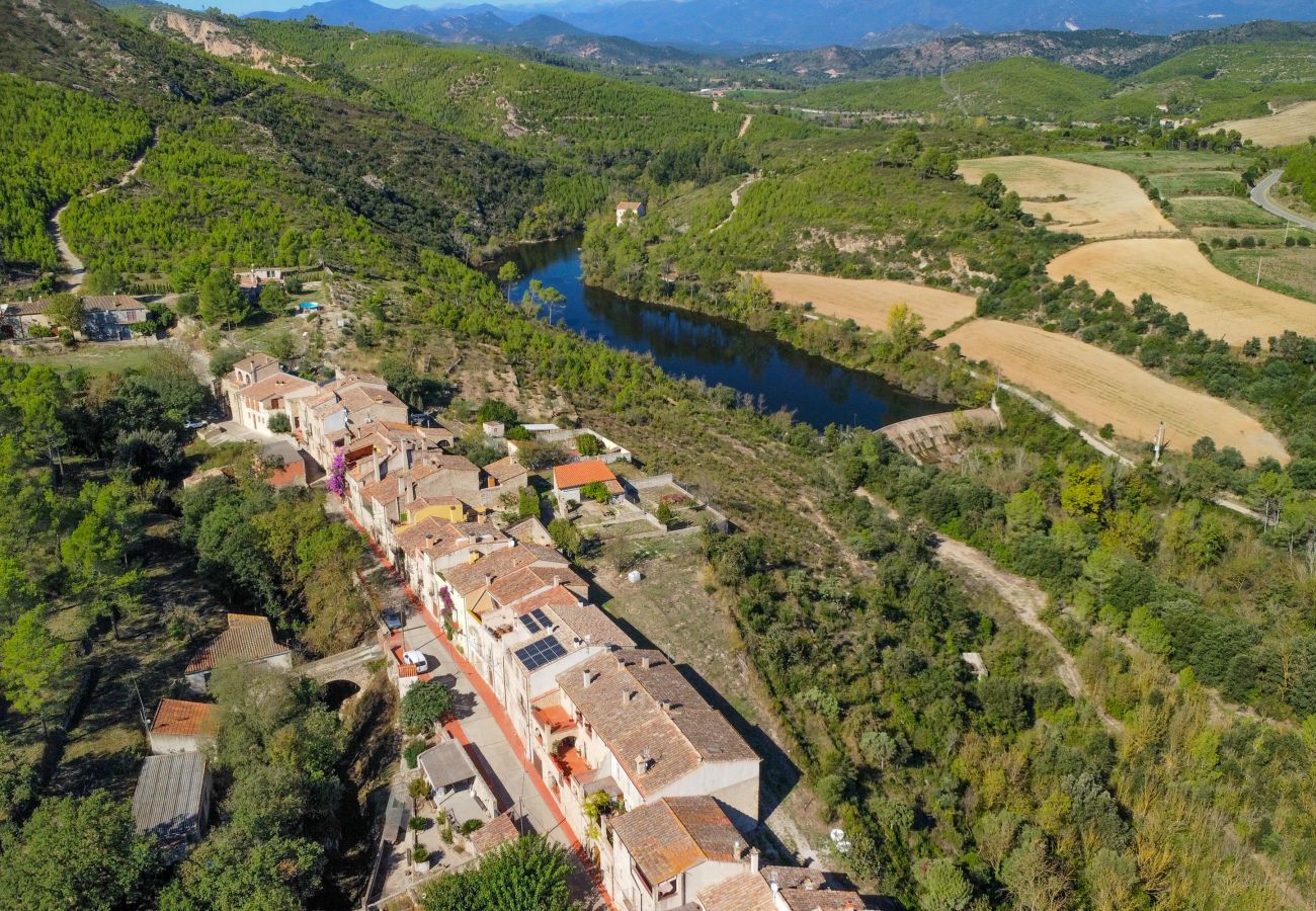 Maison mitoyenne à Boadella i les Escaules - Cal Sabater