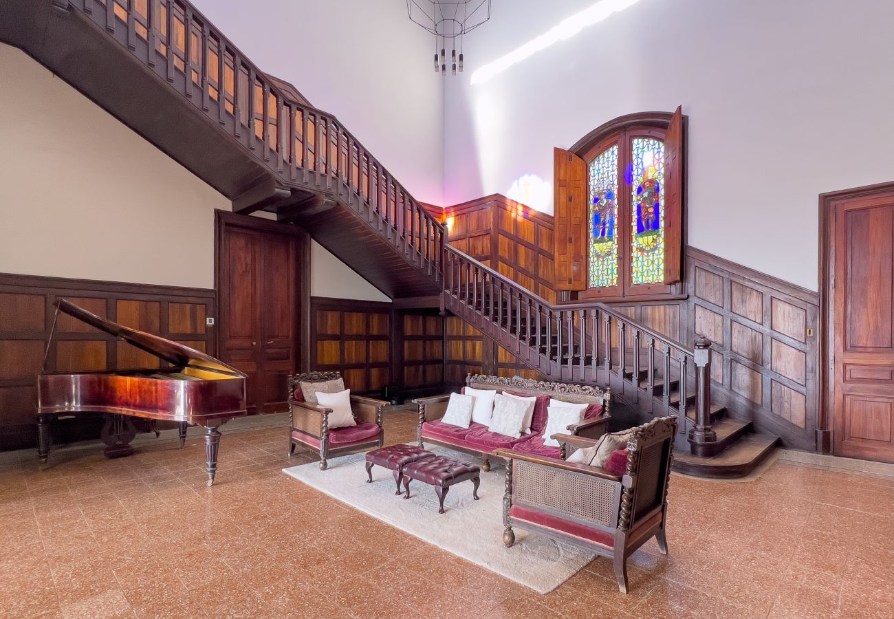 Domaine à Sant Hilari Sacalm - Castell de Villavecchia - 33 pax