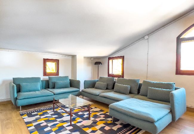 Apartament en Montagut i Oix - Can Blanc de Montagut, Dalt Apartament en Montagut i Oix - Can Blanc de Montagut, Dalt
