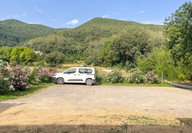 Apartament en Montagut i Oix - Can Blanc de Montagut, Dalt Apartament en Montagut i Oix - Can Blanc de Montagut, Dalt