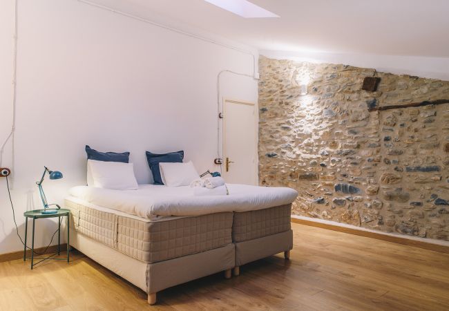 Apartament en Montagut i Oix - Can Blanc de Montagut, Dalt Apartament en Montagut i Oix - Can Blanc de Montagut, Dalt
