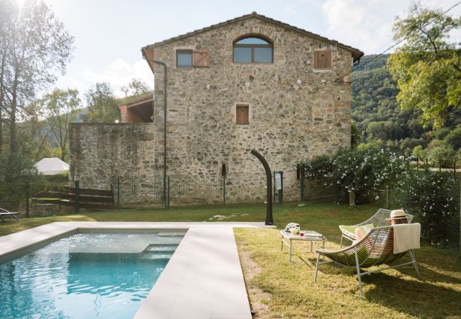 Apartament en Montagut i Oix - Can Blanc de Montagut, Dalt Apartament en Montagut i Oix - Can Blanc de Montagut, Dalt