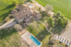 Casa rural en Montagut i Oix - Can Riera de Montagut (7 rooms)