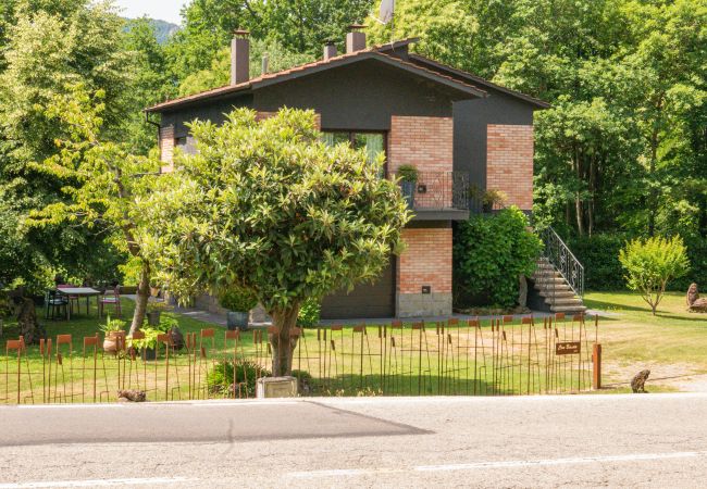 Casa rural en Santa Pau - Can Baseia