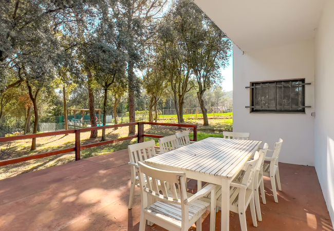 Casa rural en Palol de Revardit - Can Vedruna Casa rural en Palol de Revardit - Can Vedruna