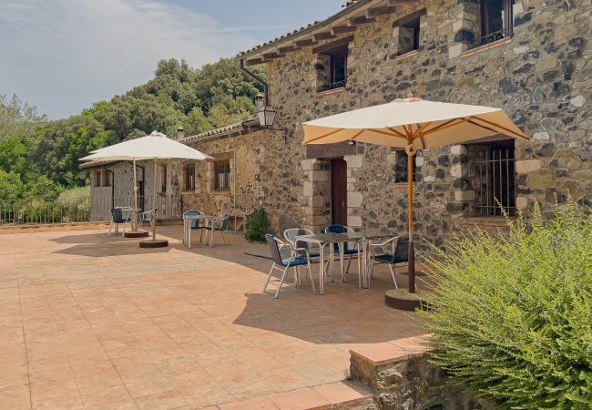 Finca en Sant Feliu de Pallerols - Aiguabella Turisme Rural - 35 pax Finca en Sant Feliu de Pallerols - Aiguabella Turisme Rural - 35 pax