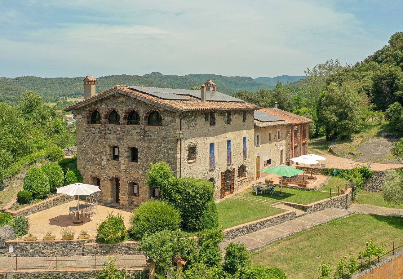 Casa rural en Sant Feliu de Pallerols - Aiguabella Turisme Rural 35p.