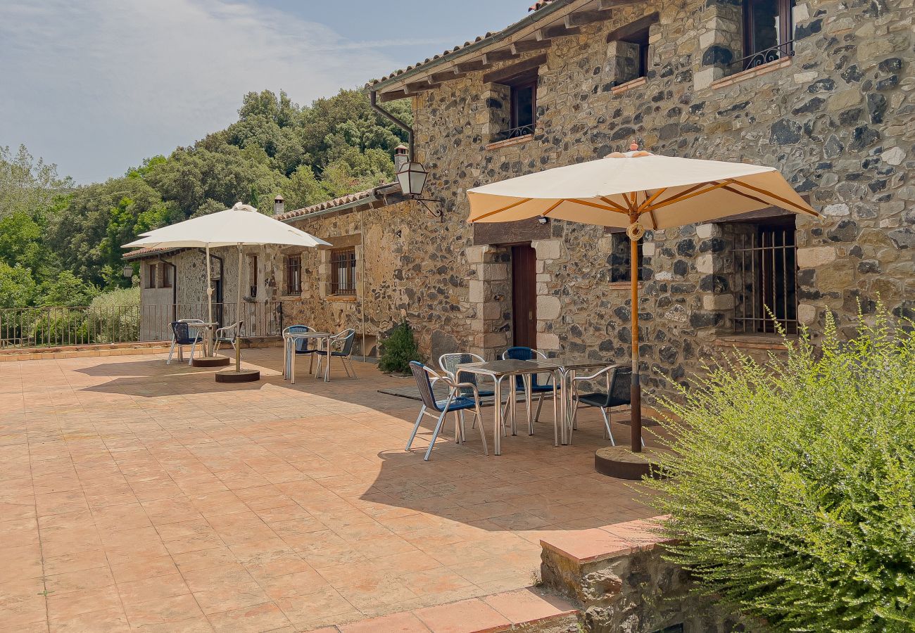 Casa rural en Sant Feliu de Pallerols - Aiguabella Turisme Rural 35p.