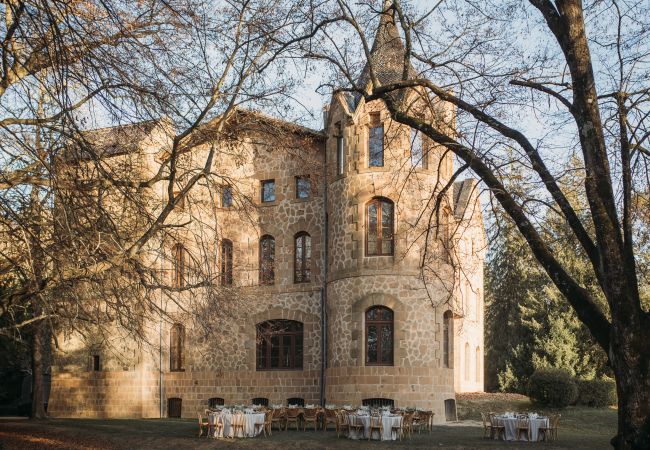Vil.la en Sant Hilari Sacalm - Castell de Villavecchia - 20 pax Vil.la en Sant Hilari Sacalm - Castell de Villavecchia - 20 pax