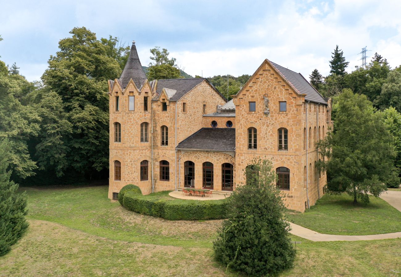 Vil.la en Sant Hilari Sacalm - Castell de Villavecchia - 20 pax