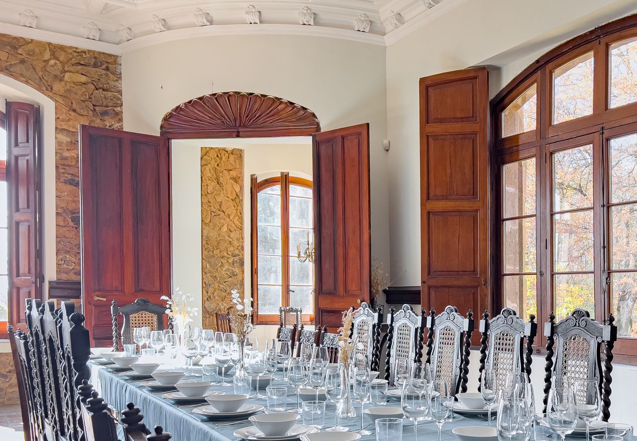 Vil.la en Sant Hilari Sacalm - Castell de Villavecchia - 20 pax