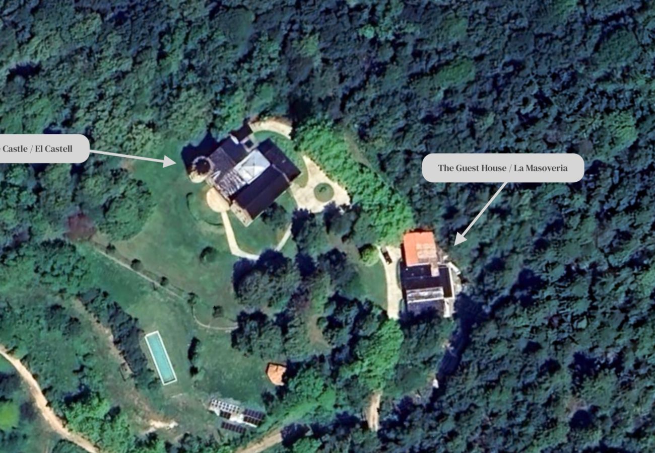 Finca en Sant Hilari Sacalm - Castell de Villavecchia - 33 pax