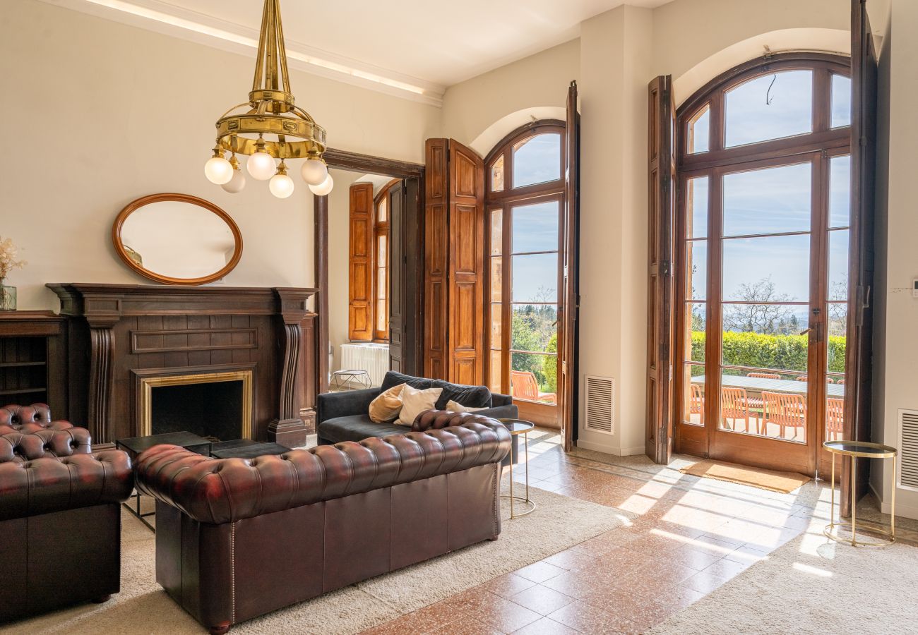 Finca en Sant Hilari Sacalm - Castell de Villavecchia - 33 pax