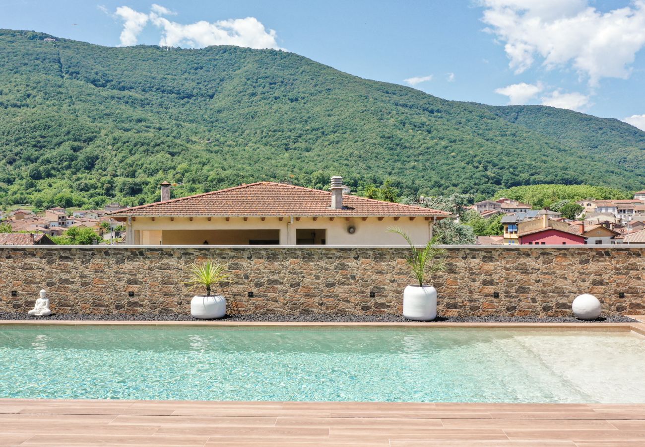 Casa rural en Sant Feliu de Pallerols - Majordoms Art