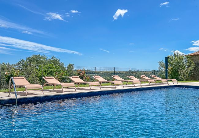 Cottage in Cornellà del Terri - Mas Maria Carmen Dalmau Cottage in Cornellà del Terri - Mas Maria Carmen Dalmau