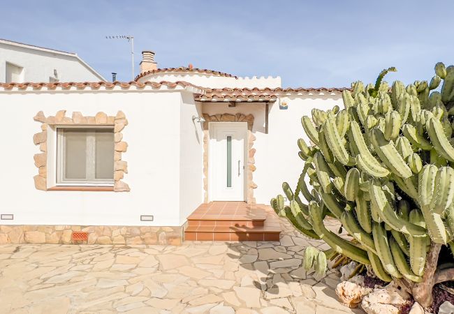 Villa in Empuriabrava - Majordoms Canals Villa in Empuriabrava - Majordoms Canals