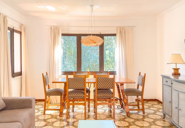 Cottage in Palol de Revardit - Can Vedruna Cottage in Palol de Revardit - Can Vedruna