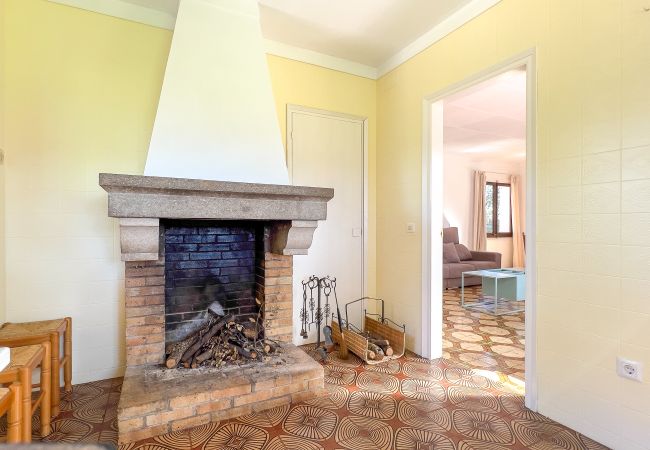 Cottage in Palol de Revardit - Can Vedruna Cottage in Palol de Revardit - Can Vedruna