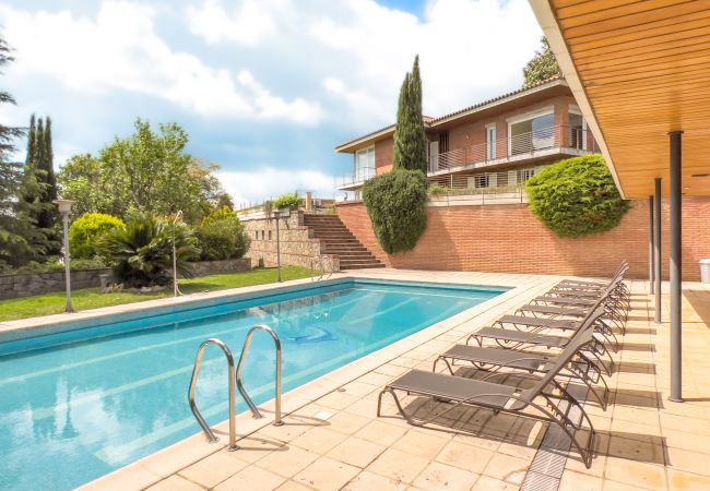 Villa in Banyoles - Sports Villa Banyoles Villa in Banyoles - Sports Villa Banyoles