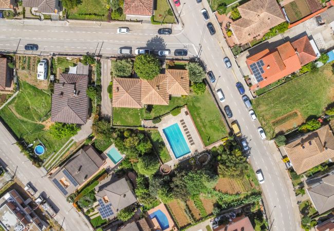 Villa in Banyoles - Sports Villa Banyoles Villa in Banyoles - Sports Villa Banyoles