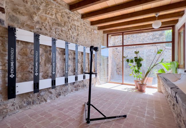 Cottage in Montagut i Oix - Majordoms Riera 5 Cottage in Montagut i Oix - Majordoms Riera 5