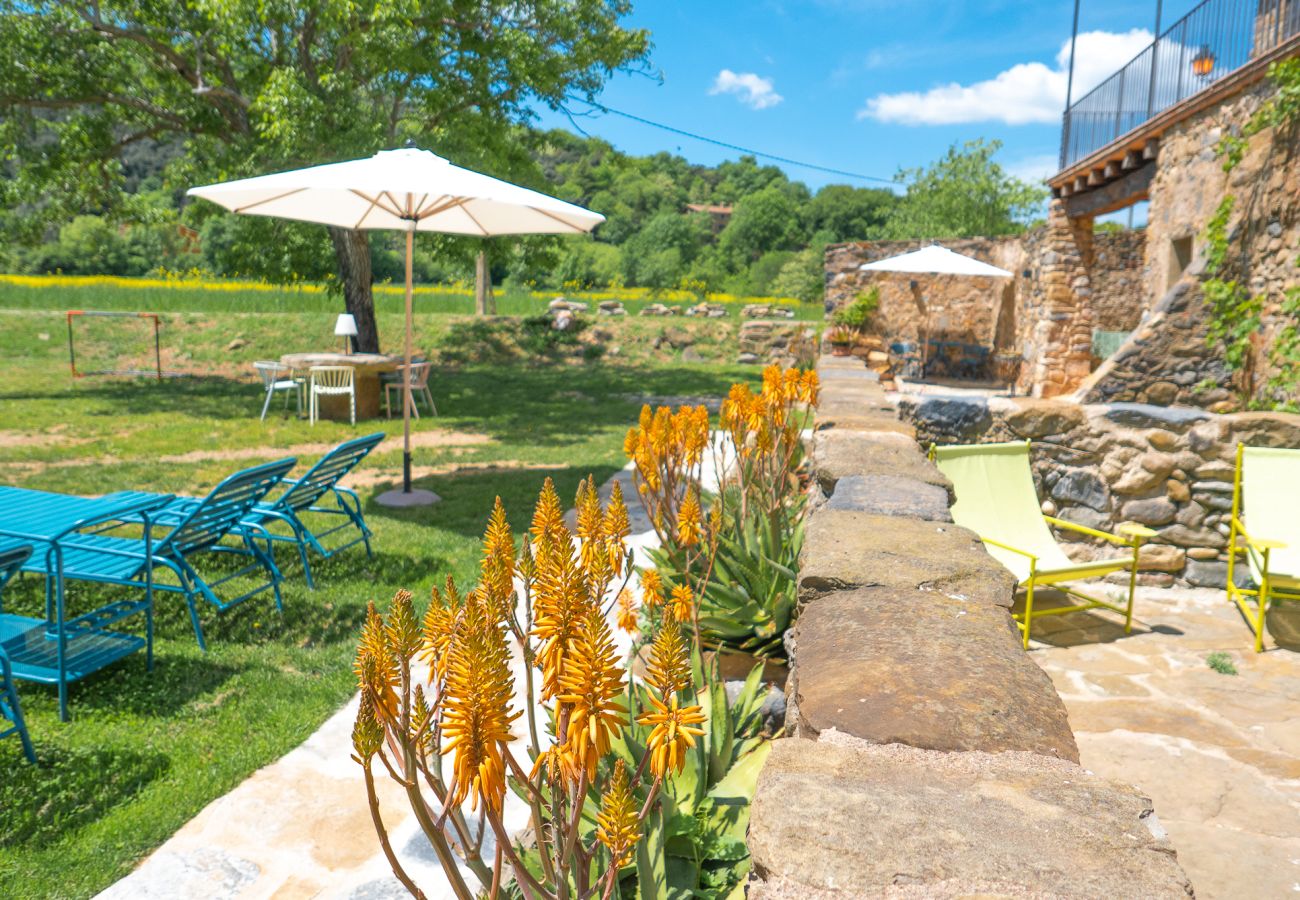 Cottage in Montagut i Oix - Can Riera de Montagut (5 rooms)