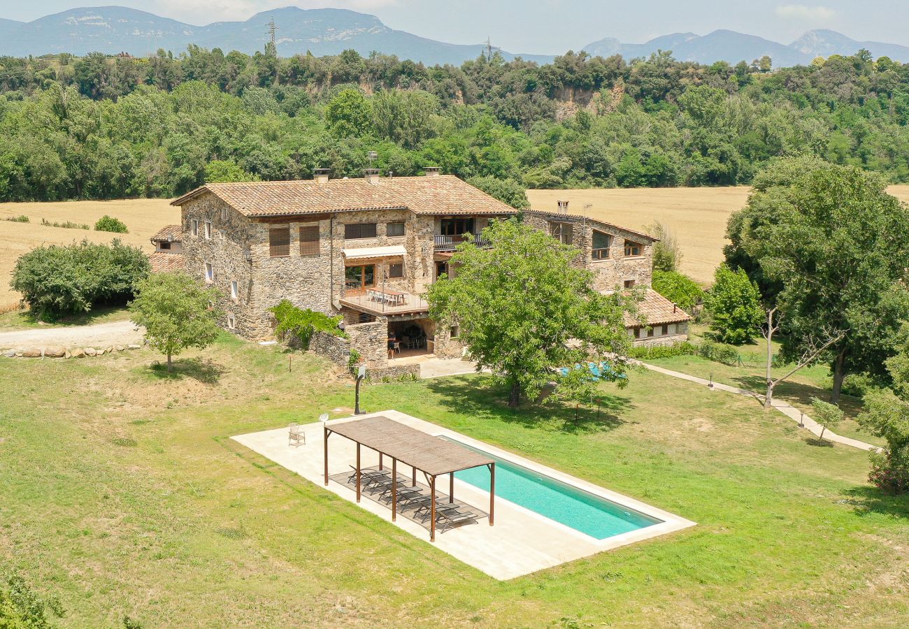 Cottage in Montagut i Oix - Majordoms Riera 5
