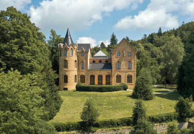 Finca in Sant Hilari Sacalm - Castell de Villavecchia - 33 pax Finca in Sant Hilari Sacalm - Castell de Villavecchia - 33 pax