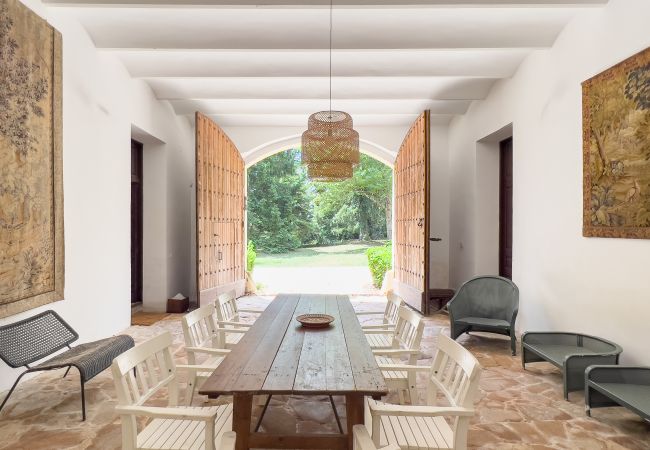 Finca in Sant Hilari Sacalm - Castell de Villavecchia - 33 pax Finca in Sant Hilari Sacalm - Castell de Villavecchia - 33 pax