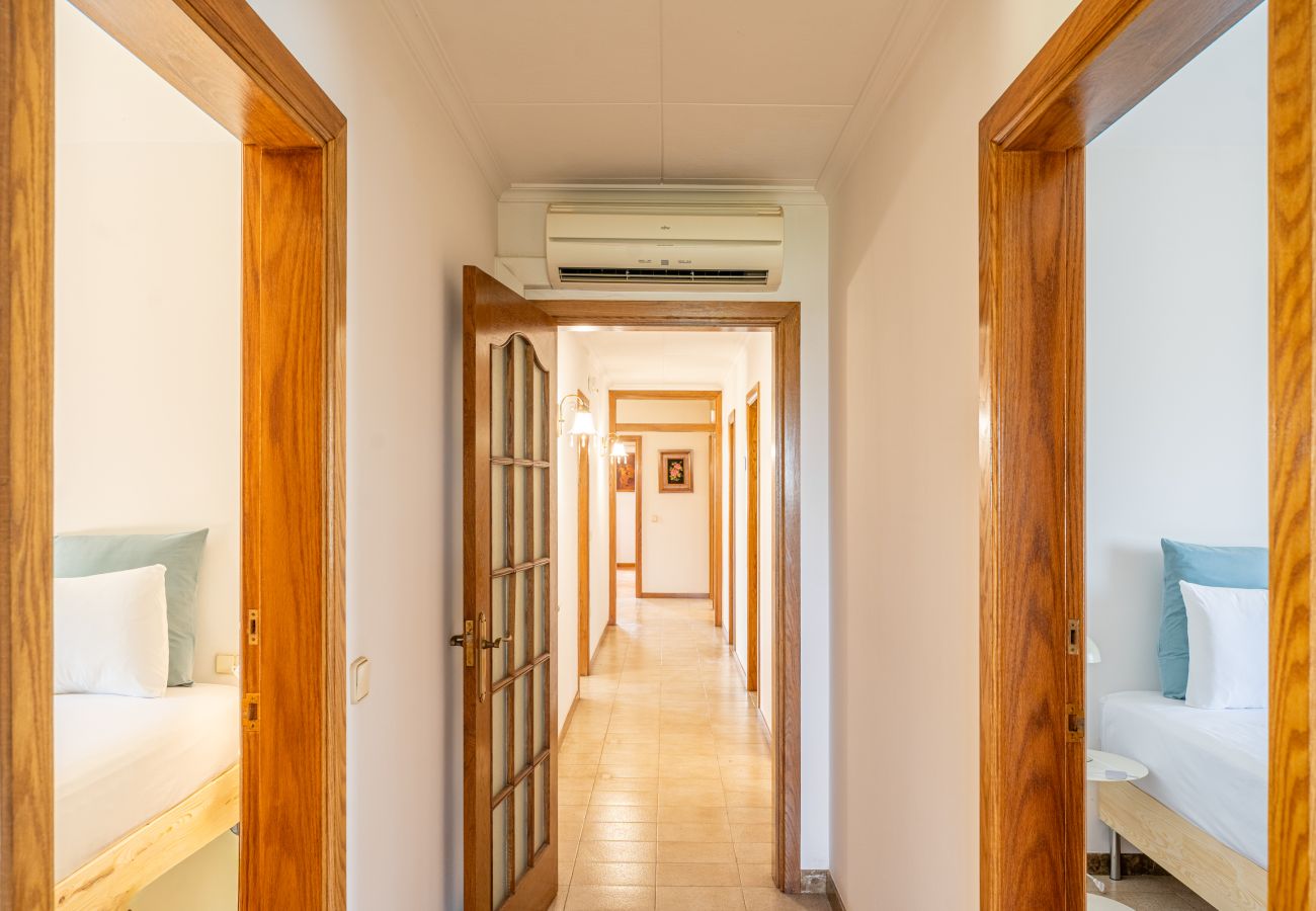 Cottage in Cornellà del Terri - Majordoms Vila